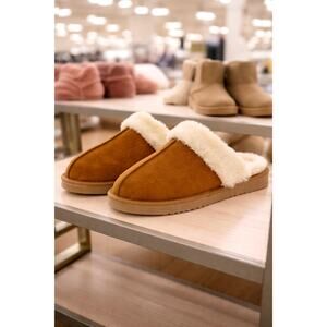 Volatile Microsuede with Faux Sherling Detail Slipper Shoe Fluff 9